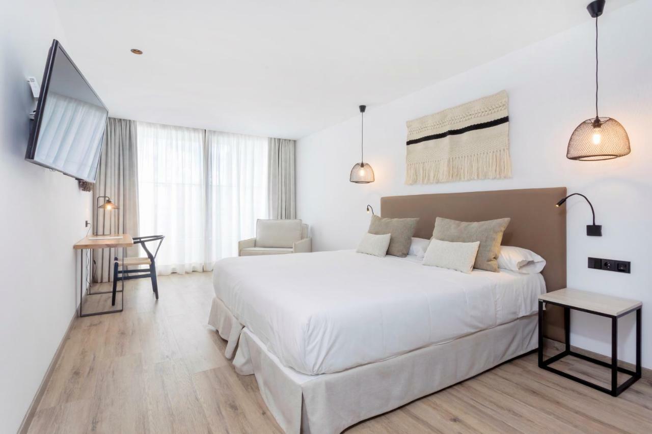 Hotel Sa Clau By Mambo Sant Antoni de Portmany
